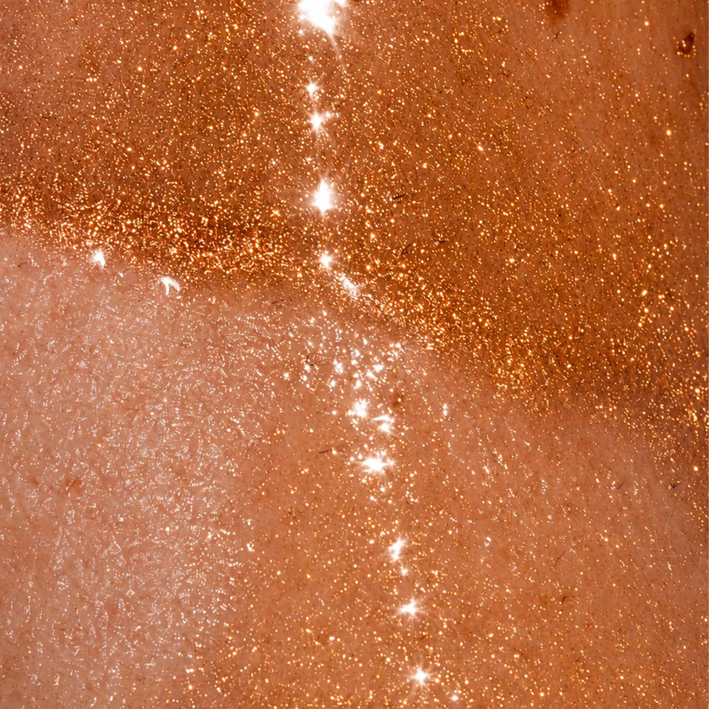 ILLUMINATING OIL WITH GOLD MICRO-PEARLS